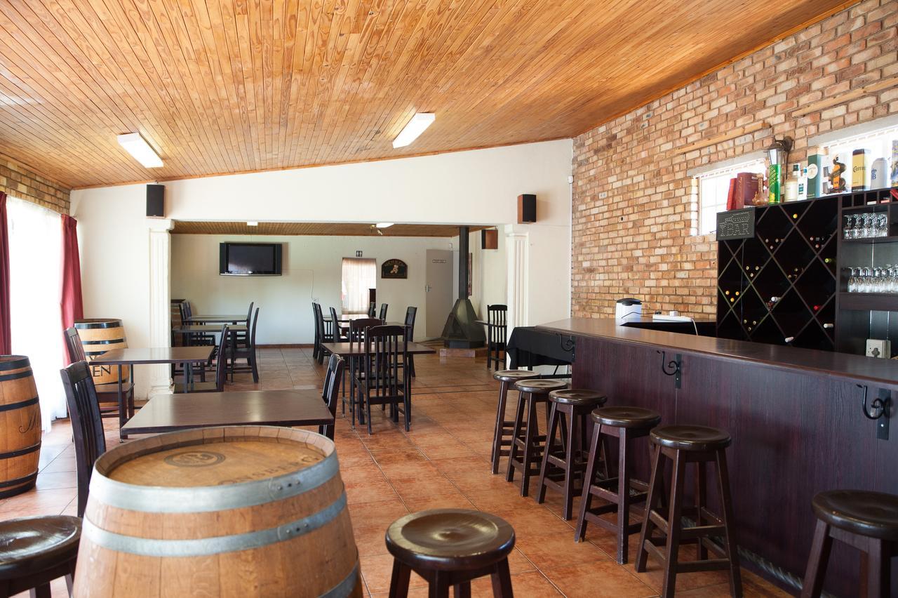 The Lazy Grape Guest Lodge & Spa Benoni Exterior foto